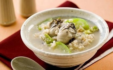 牡蛎粥怎么做色泽鲜美牡蛎粥怎么做香醇可口